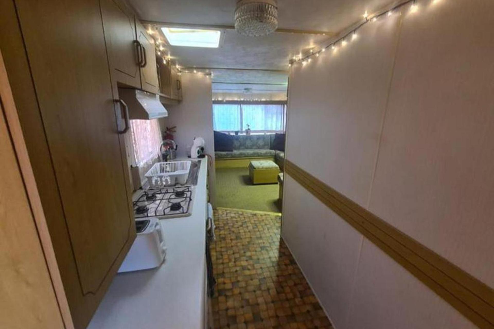 Cozy Retreat Sleeps 6 By Aimee * Cardiff